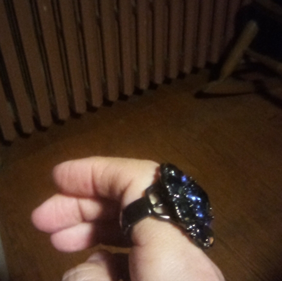 Cocktail ring - Picture 2 of 2